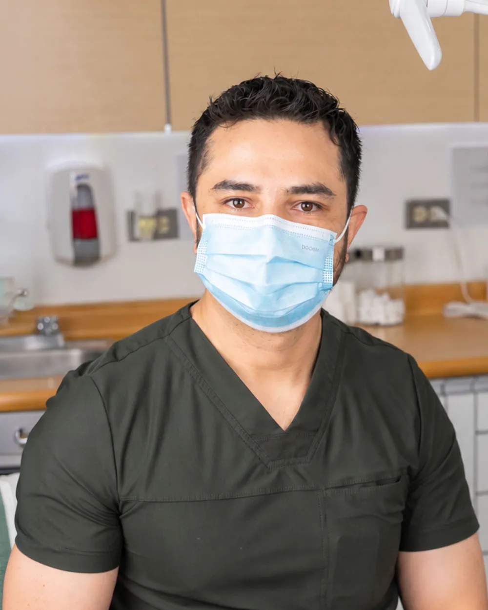 Retrato del doctor titular de Dental Studio